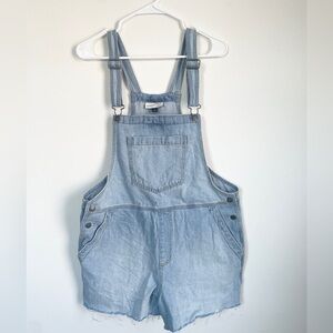 Universal Thread Light Blue Denim Short Overalls